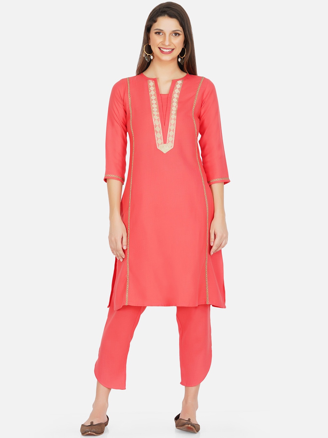 

FABNEST Women Coral Thread Work Kurta