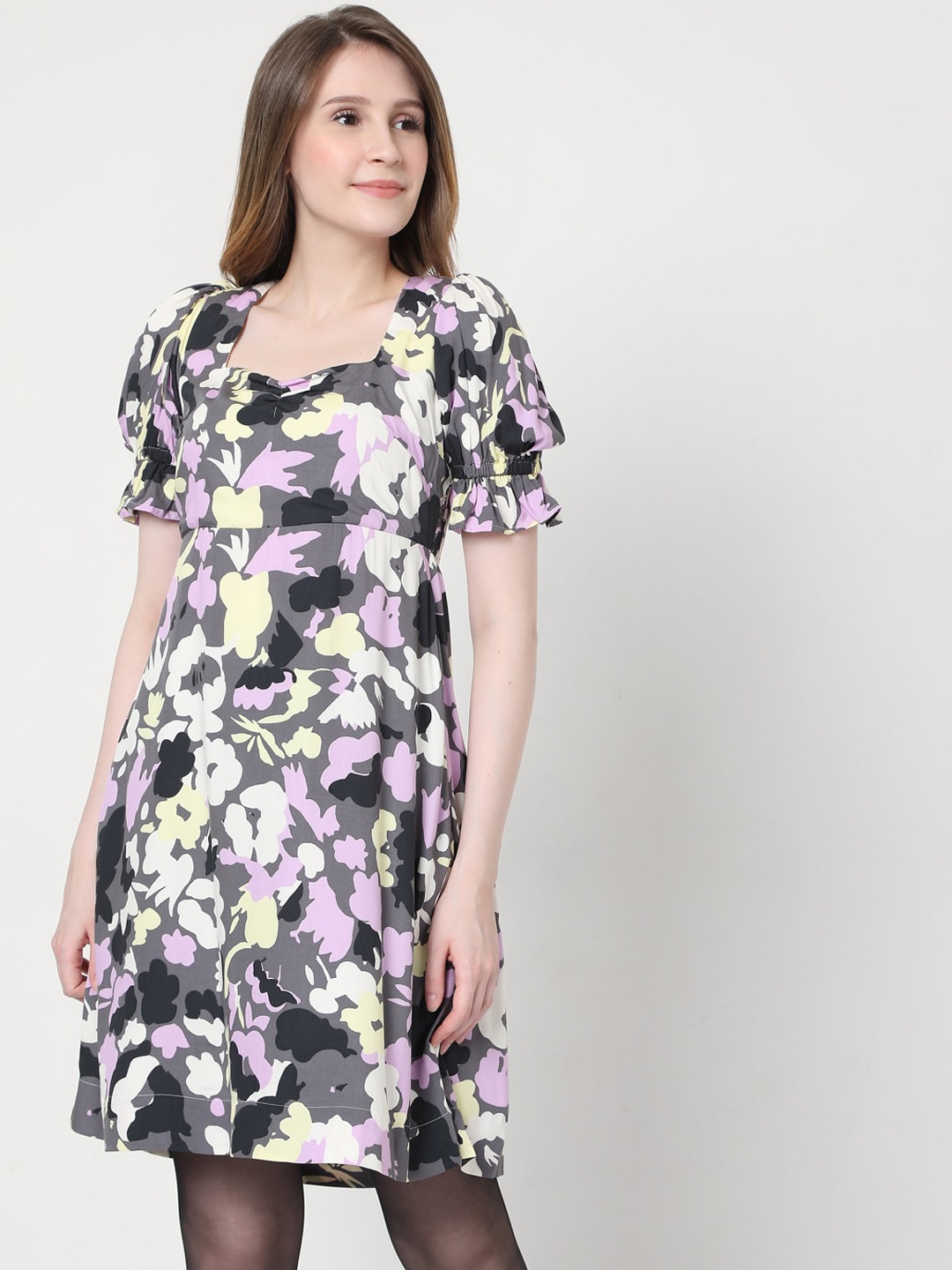 

Vero Moda Grey & Purple Floral A-Line Dress