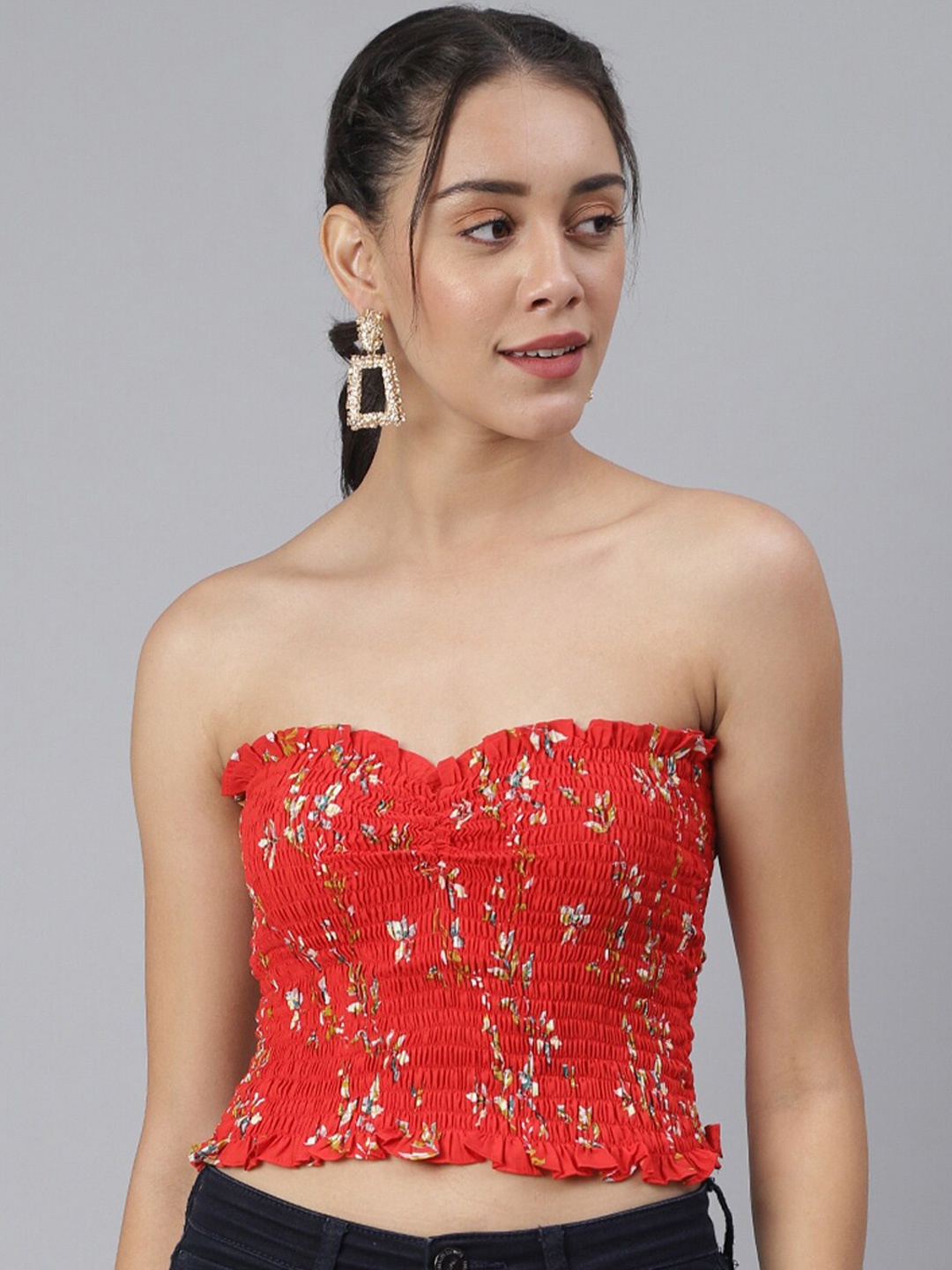

SCORPIUS Red Floral Smocked Crepe Tube Crop Top