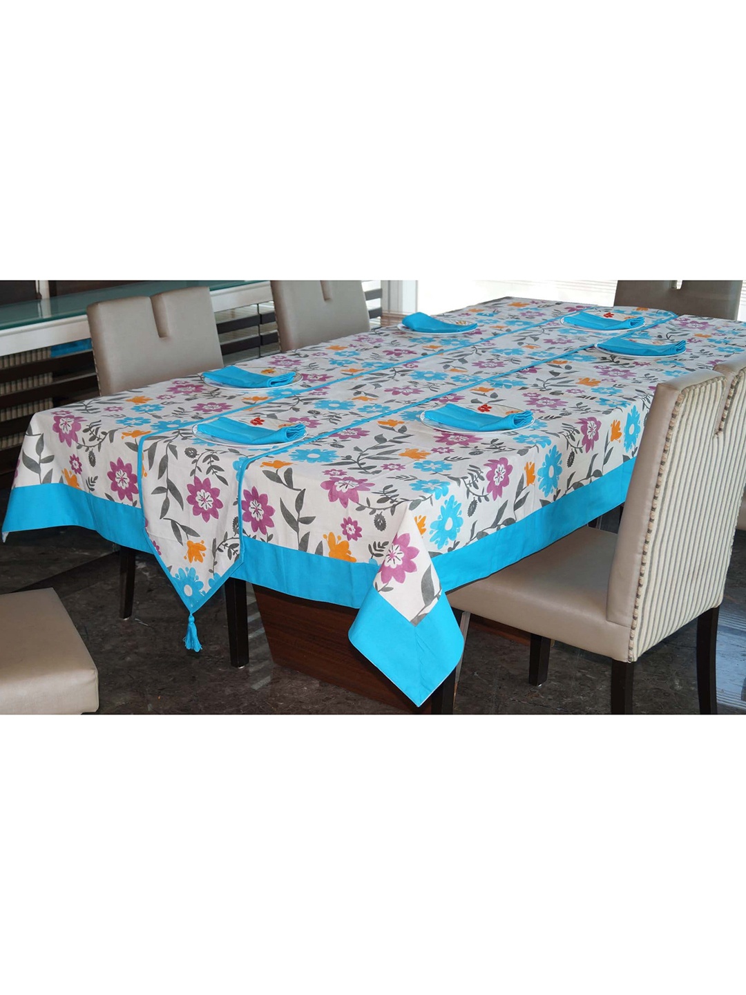 

Lushomes White & Blue Printed Cotton 6-Seater 8-Pieces Dining Table Linen Set