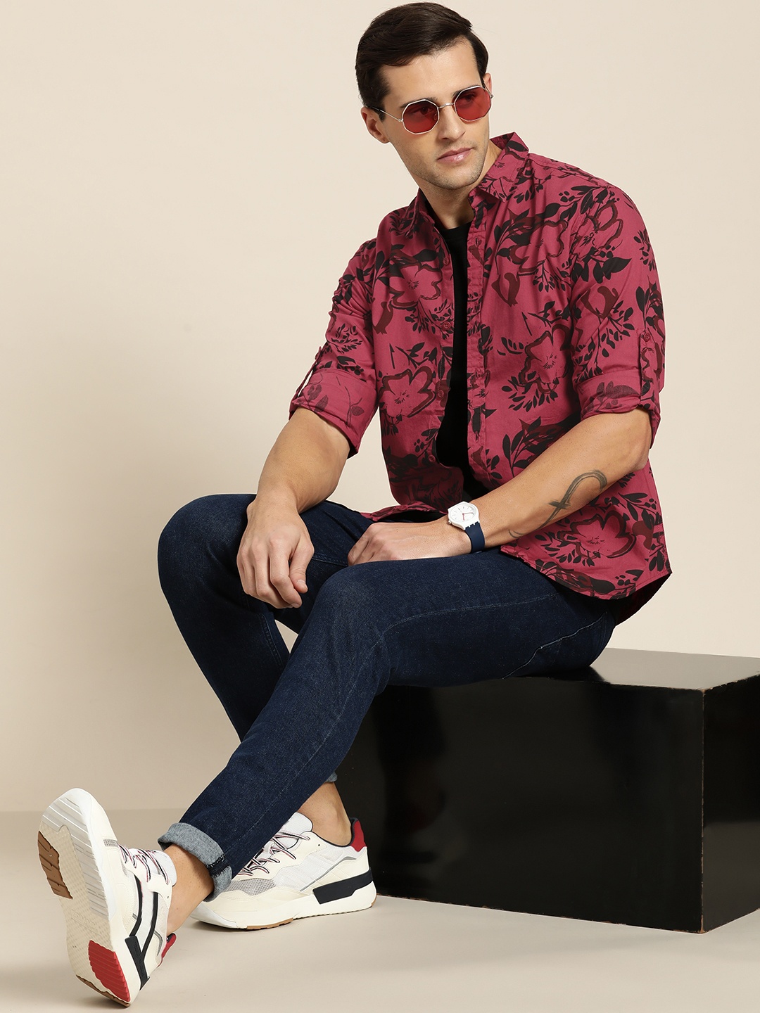 

Moda Rapido Men Pink & Black Slim Fit Printed Pure Cotton Casual Shirt