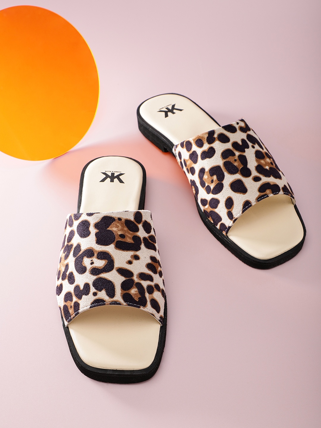 

Kook N Keech Women Off White & Brown Leopard Print Mules