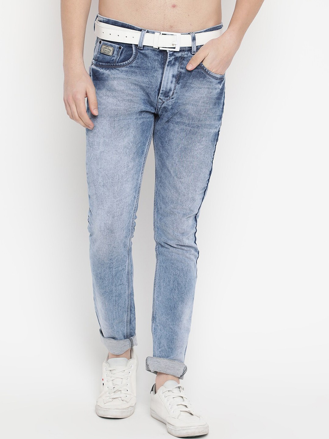 

V2 Value & Variety Men Blue Mildly Distressed Heavy Fade Jeans