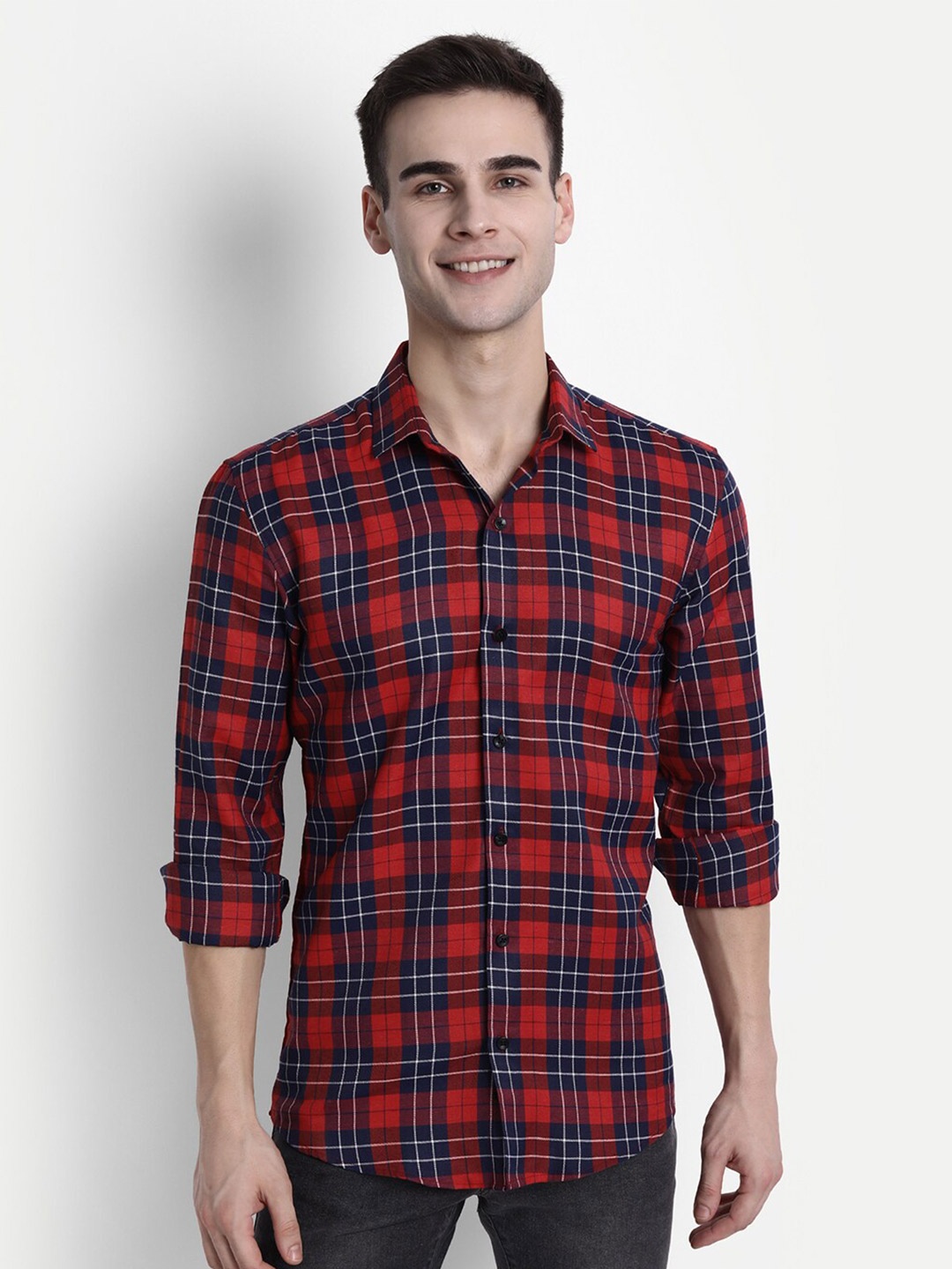 

FINNOY Men Red & Navy Blue Slim Fit Opaque Tartan Checked Cotton Casual Shirt