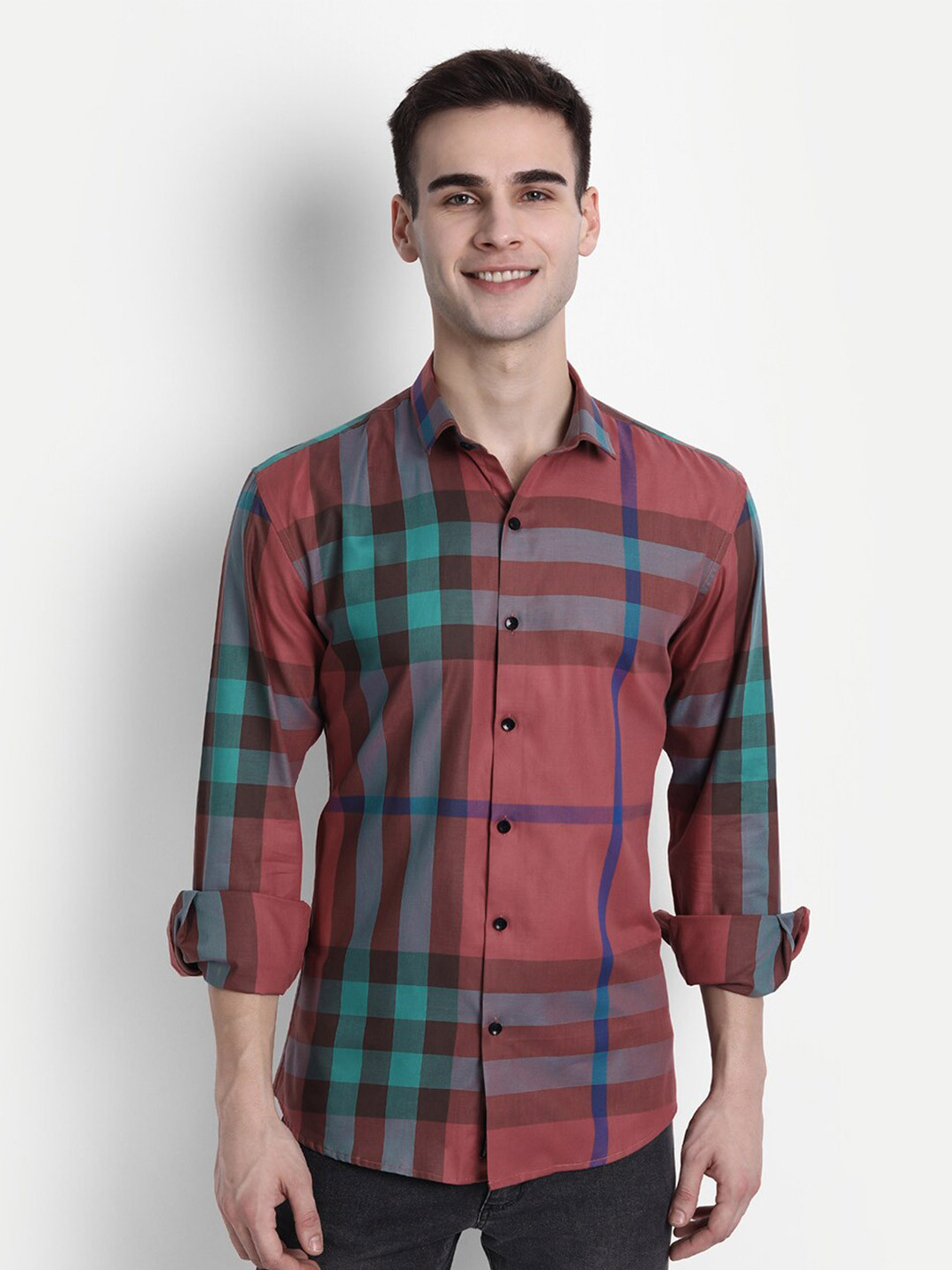 

FINNOY Men Red & Green Slim Fit Opaque Checked Formal Shirt