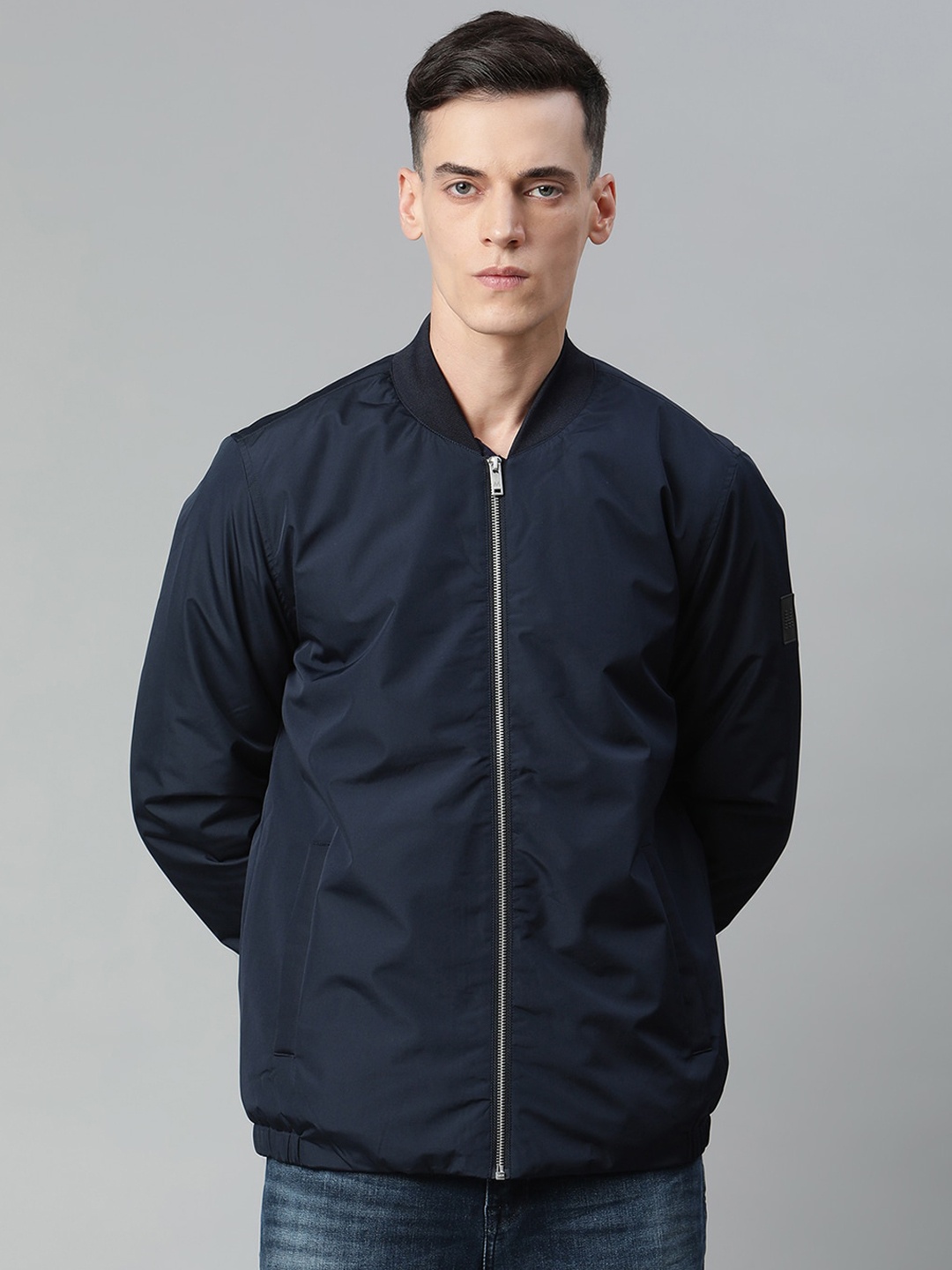 

Matinique Men Navy Blue Geometric Lightweight Tailored Jacket