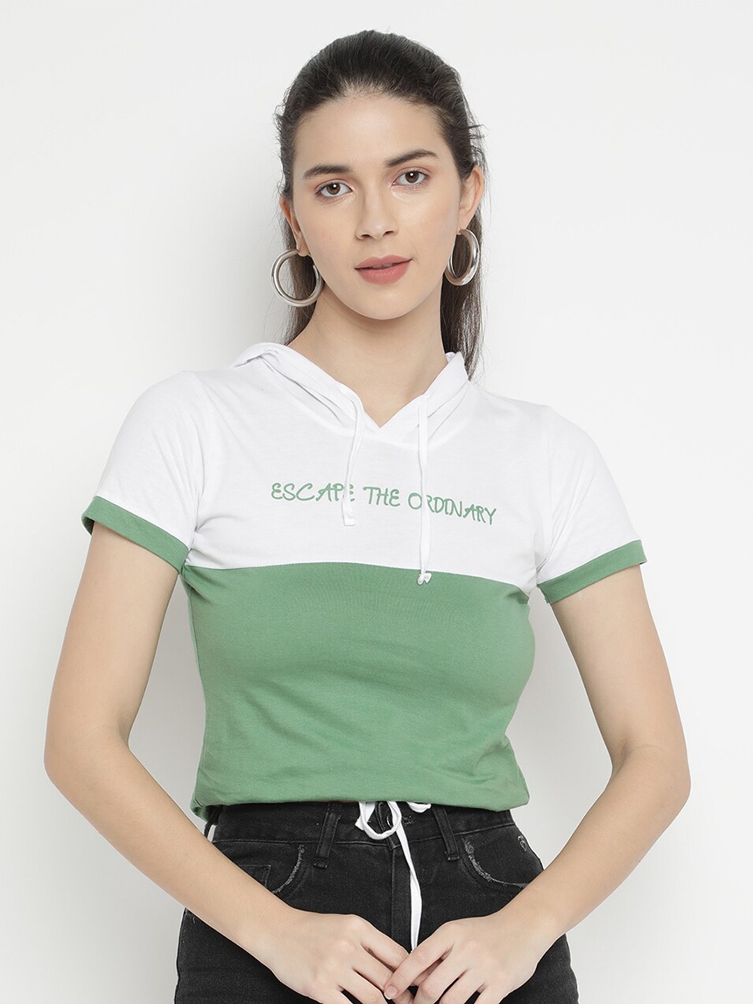 

V2 Value & Variety Green & White Colourblocked Regular Top