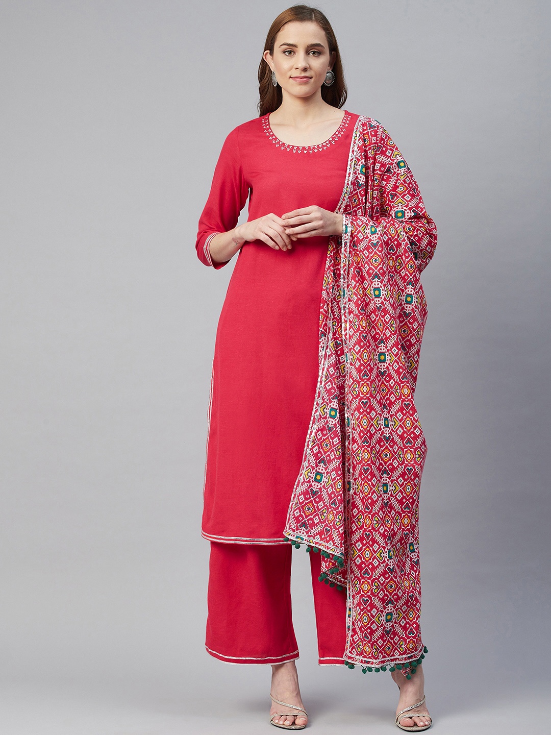 

Rangriti Women Red Regular Kurta Set With Dupatta