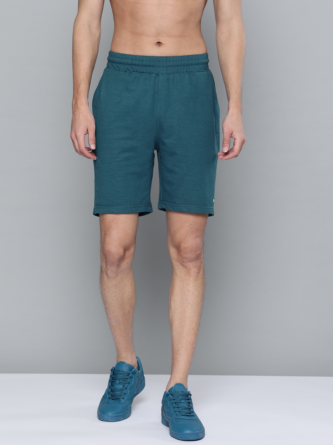 

Slazenger Men Teal Green Solid Sports Shorts