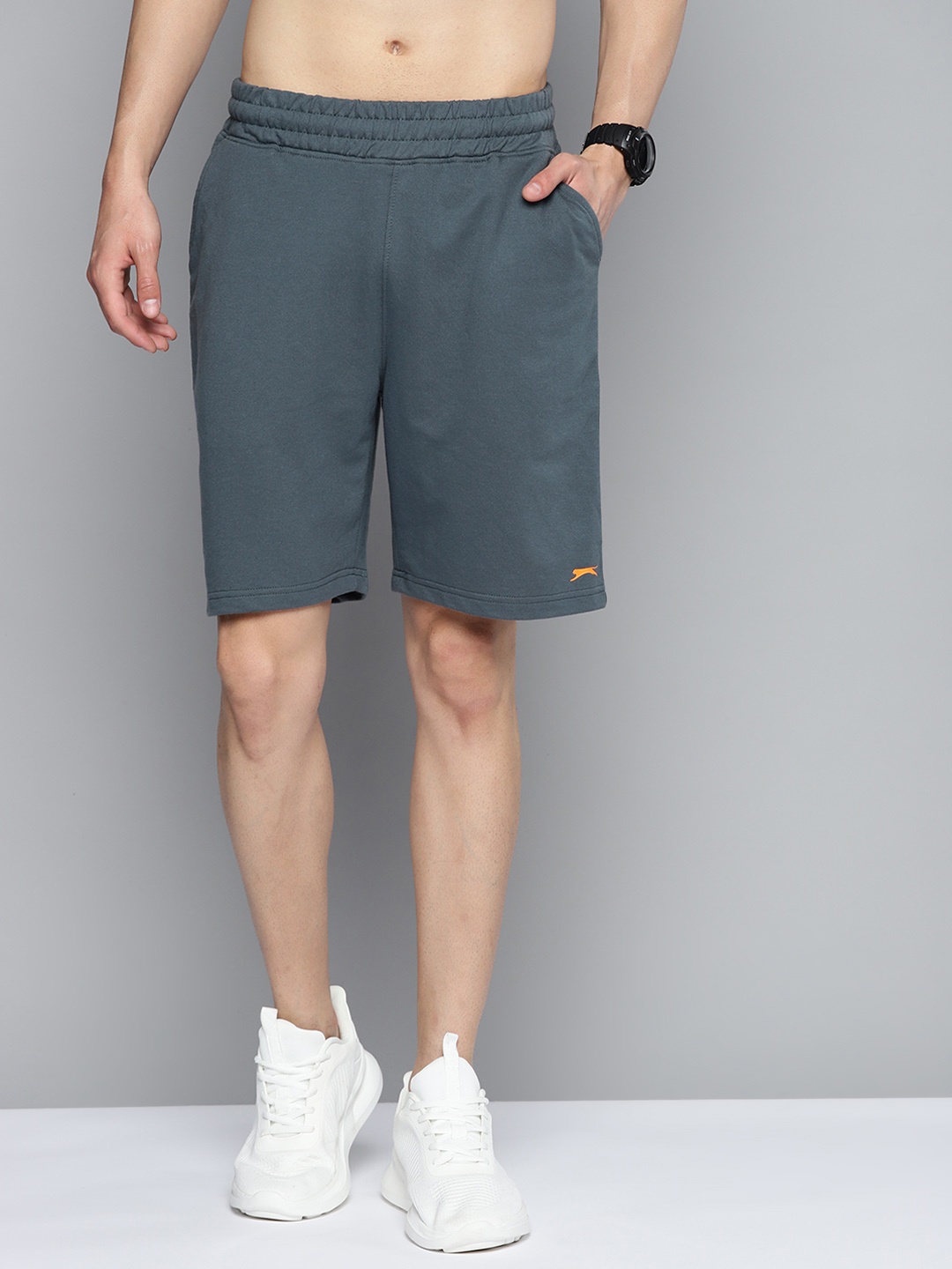 

Slazenger Men Grey With A Tinge Of Green Solid Sports Shorts