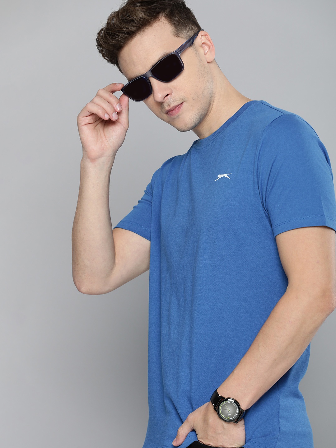 

Slazenger Men Blue Solid Pure Cotton Bio-Wash T-shirt