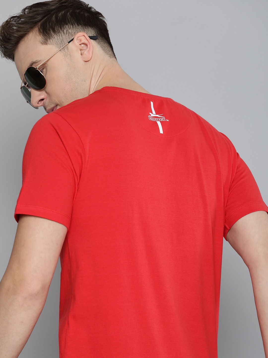 

Slazenger Men Red Solid Pure Cotton Bio-Wash T-shirt