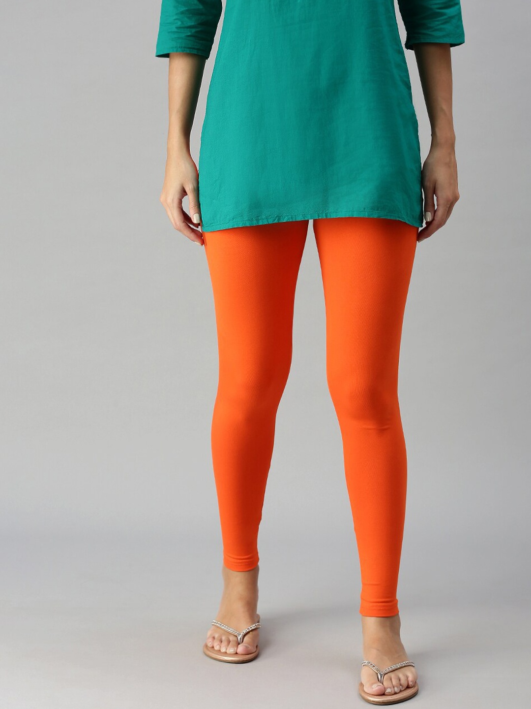 

De Moza Women Orange Solid Ankle-Length Leggings