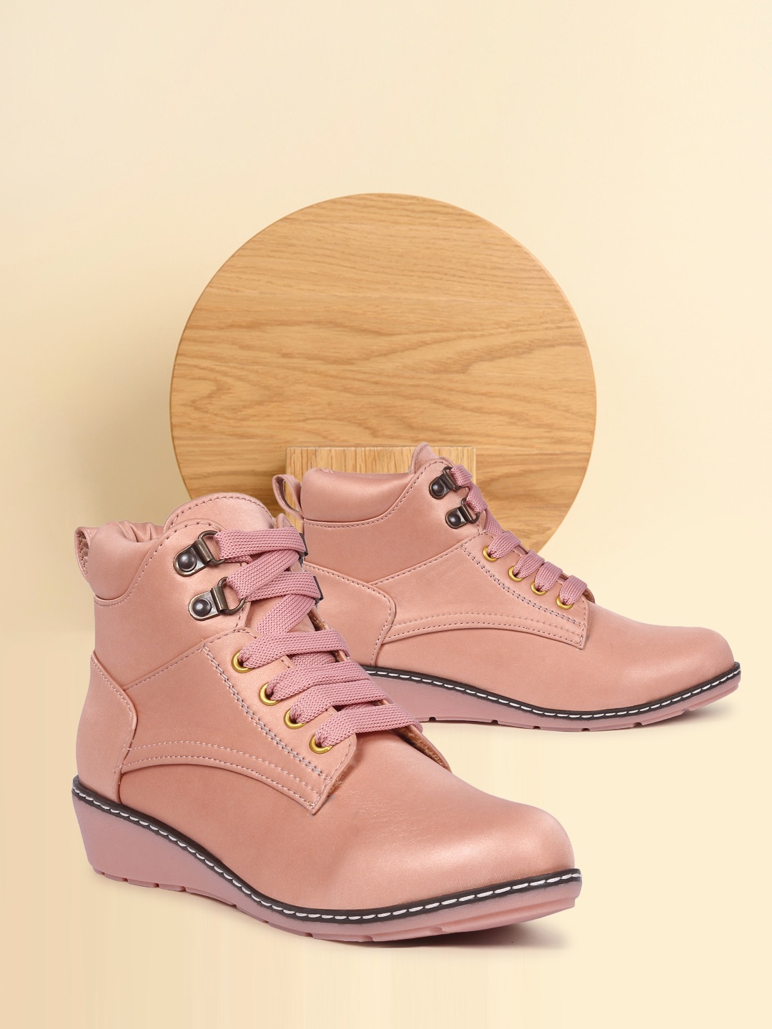 

TWIN TOES Women Pink Comfort Heeled Boots