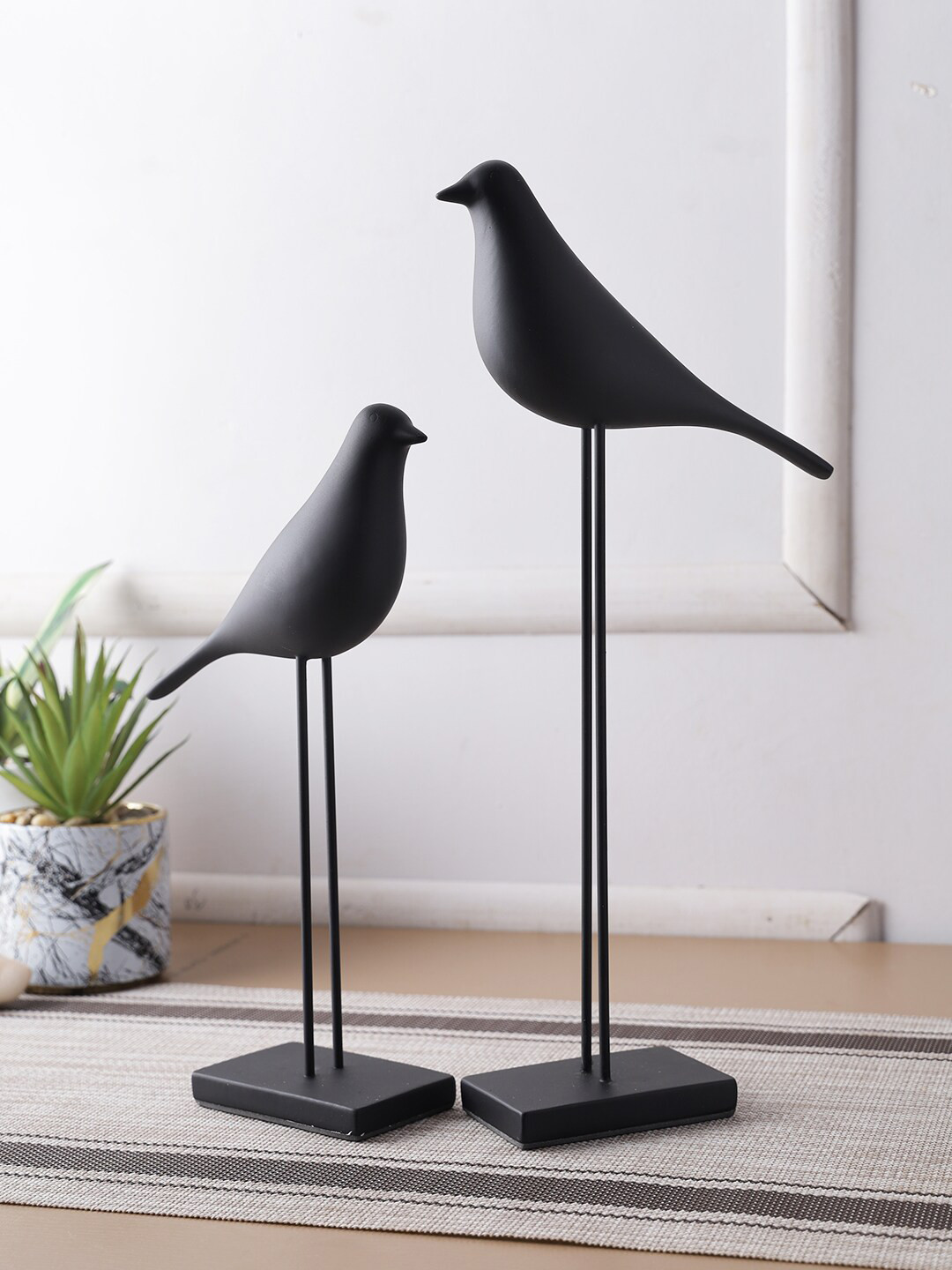 

TAYHAA Set Of 2 Black Handcrafted Bird Showpieces