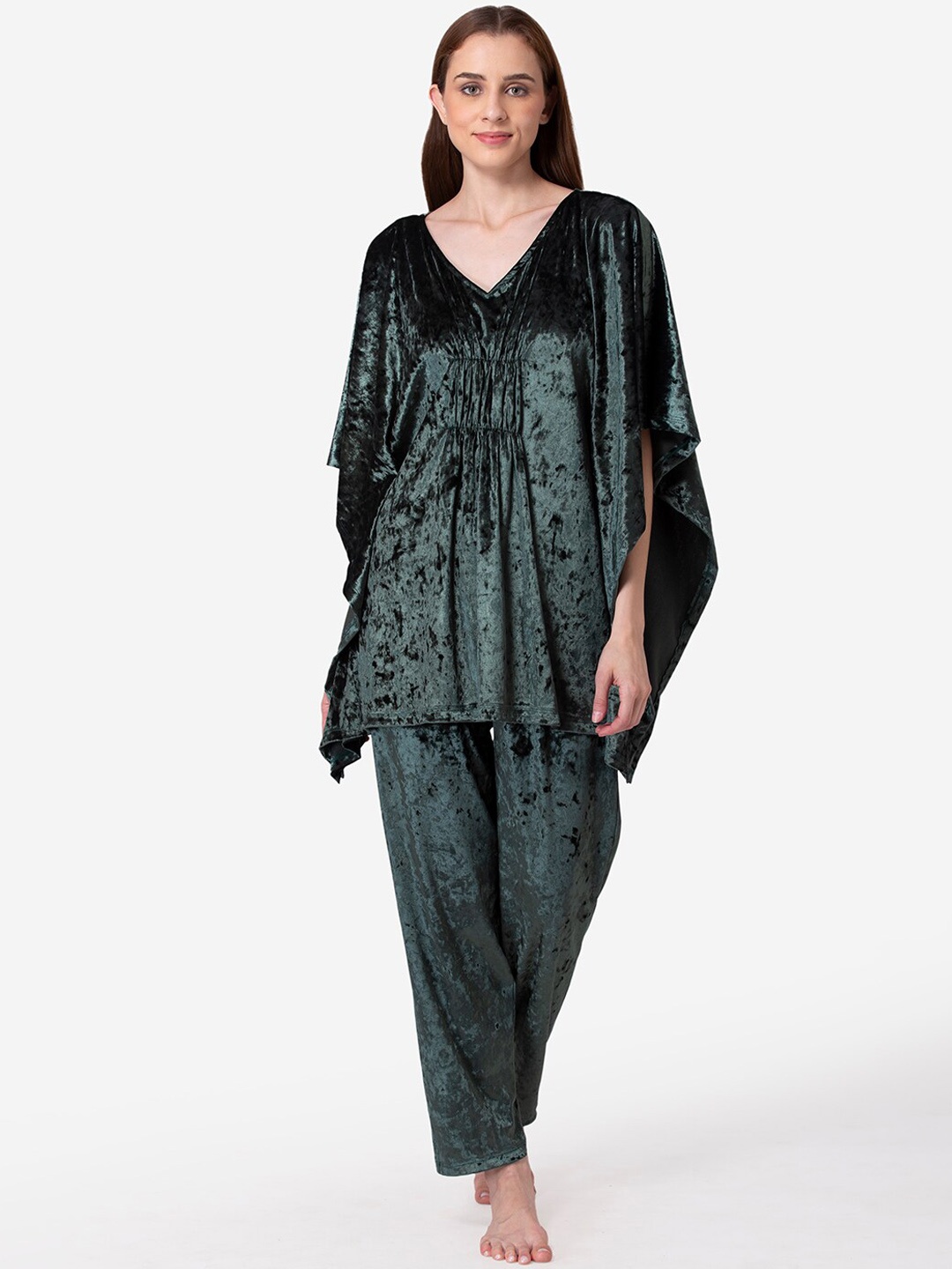 

Fluffalump Women Green Printed Night suit