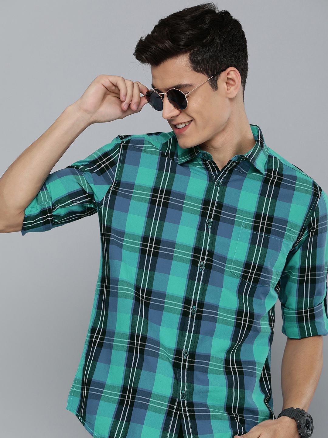 

HERE&NOW Men Blue And Sea Green Slim Fit Checked Pure Cotton Casual Shirt