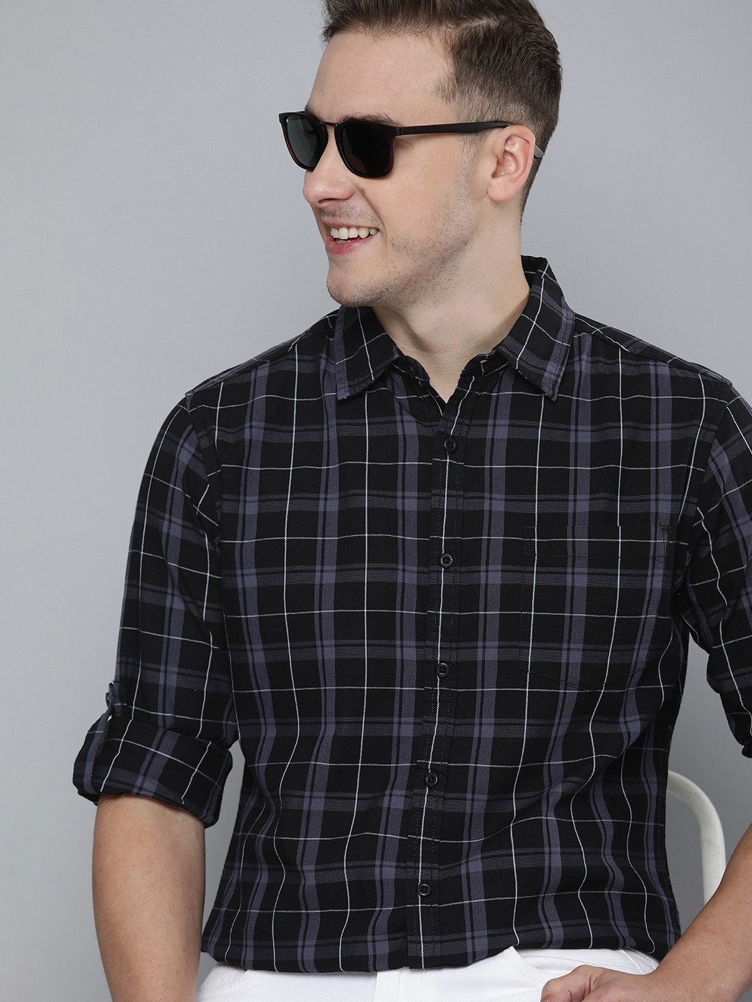 

HERE&NOW Men Black & White Slim Fit Checked Casual Shirt