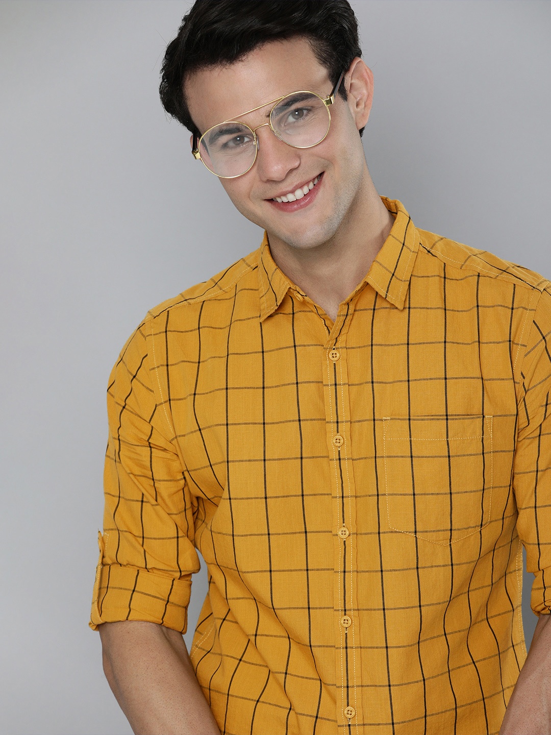 

HERE&NOW Men Mustard Yellow & Black Slim Fit Windowpane Checks Pure Cotton Casual Shirt