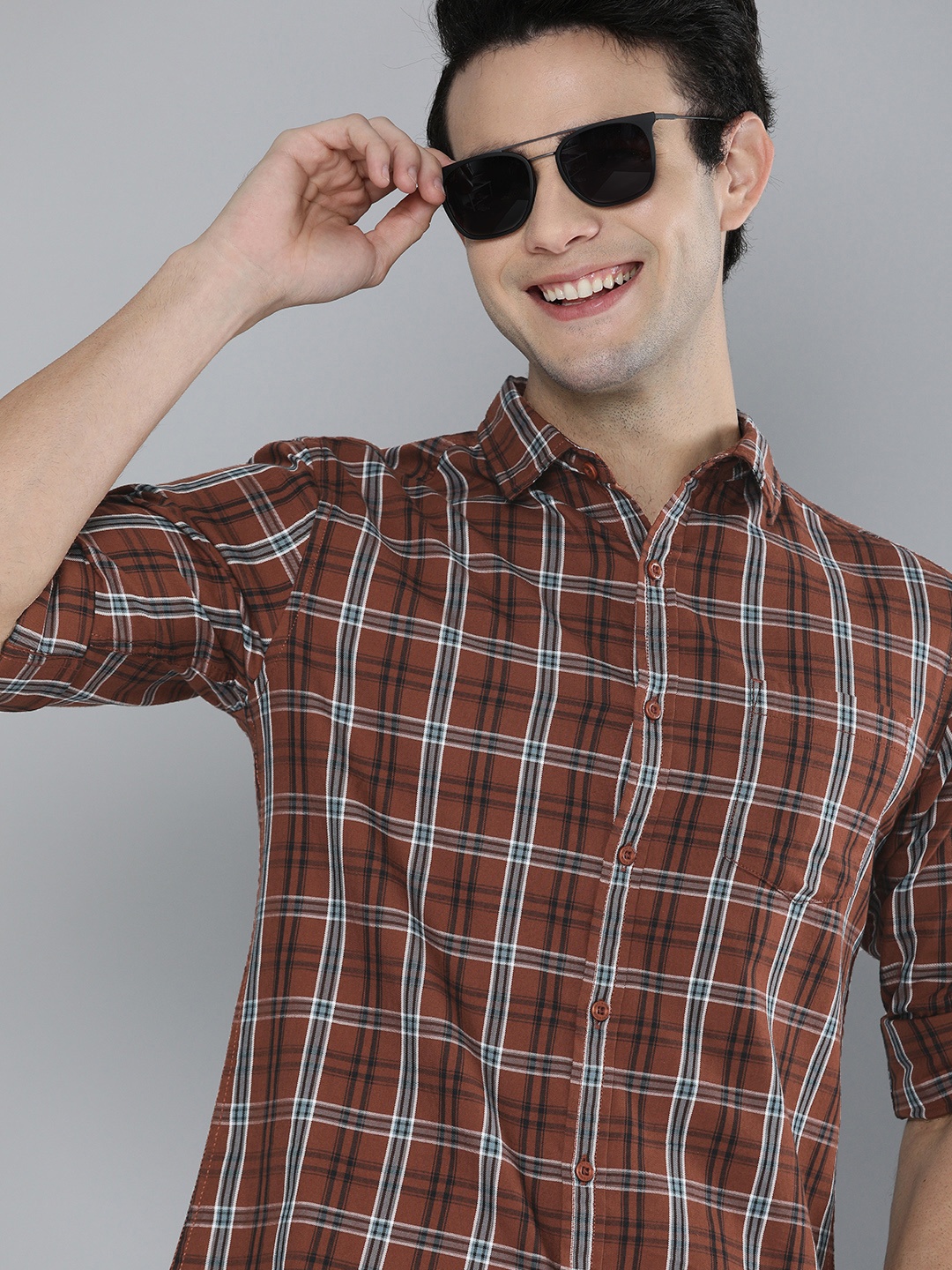 

HERE&NOW Men Brown Tartan Checked Pure Cotton Casual Shirt