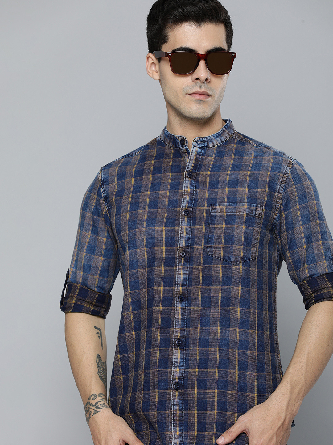 

HERE&NOW Men Blue & Khaki Slim Fit Checked Pure Cotton Casual Shirt