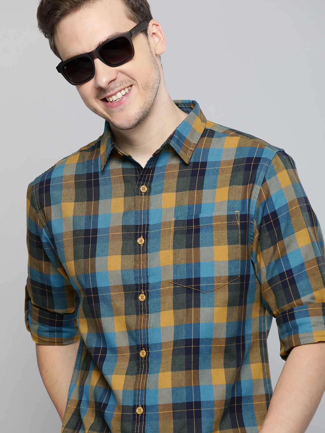 

HERE&NOW Men Blue & Yellow Slim Fit Checked Casual Shirt