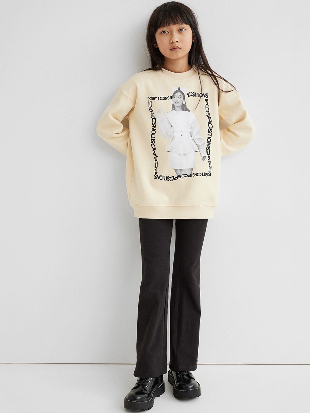 

H&M Girls Beige & Black 2-Piece Printed Set