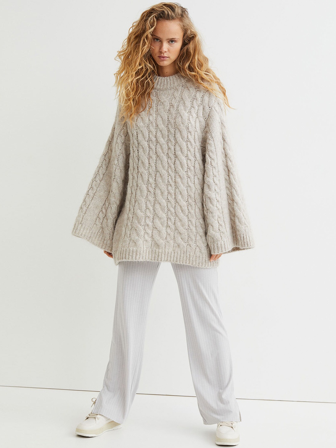 

H&M Women Grey Ribbed Jersey Trousers