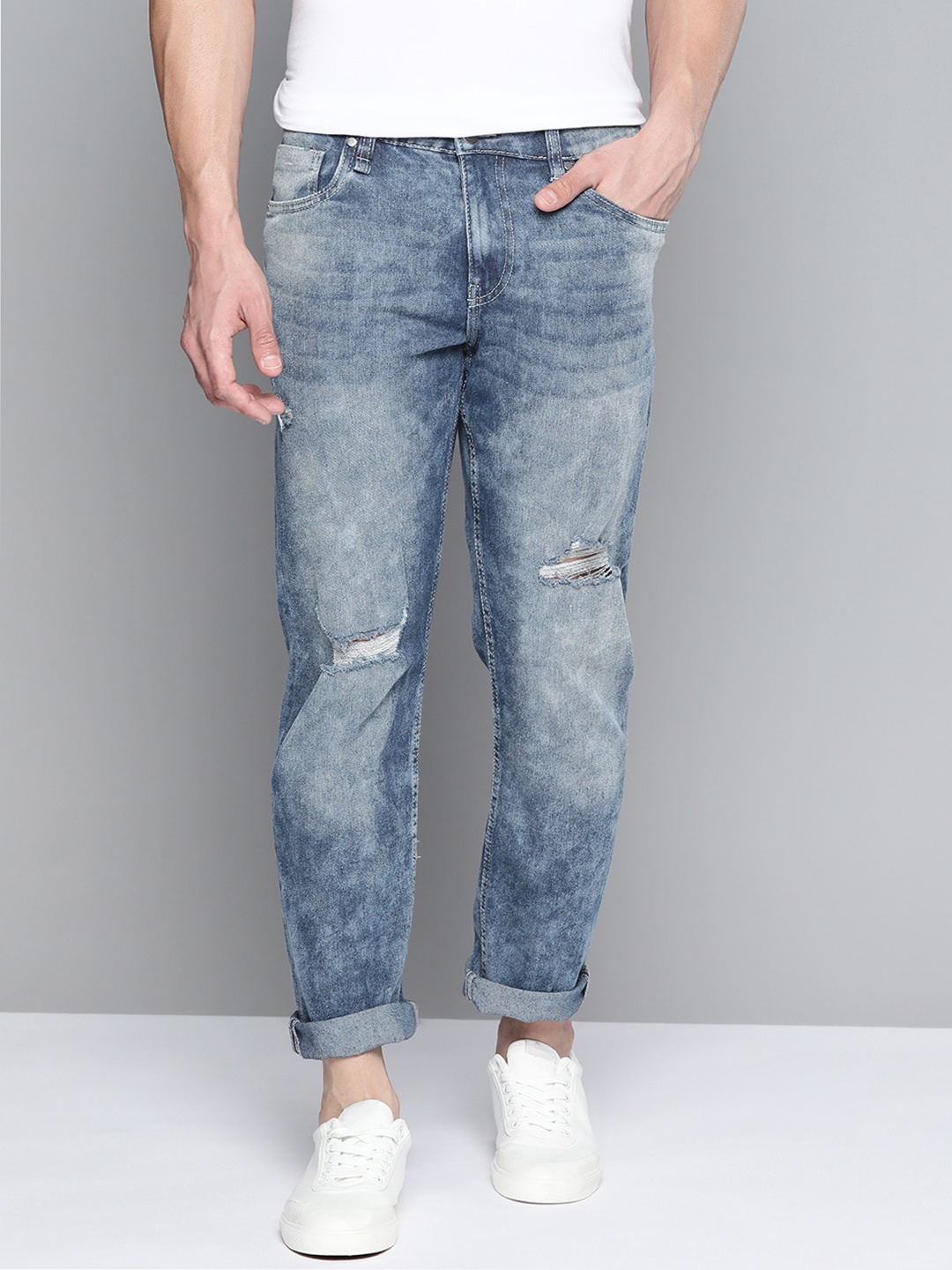 

Mast & Harbour Men Blue Slim Fit Low Distress Heavy Fade Stretchable Jeans