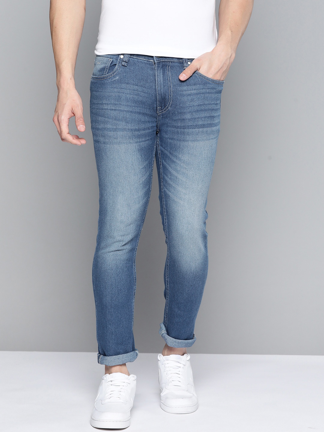 

Mast & Harbour Men Blue Skinny Fit Light Fade Stretchable Jeans