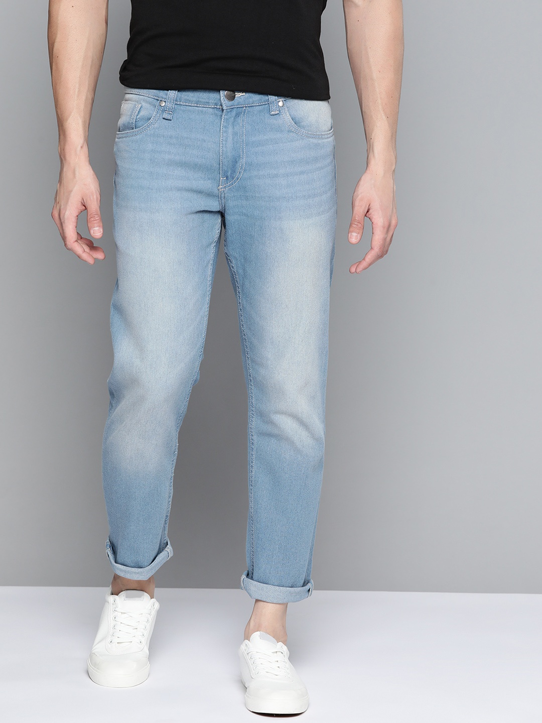 

Mast & Harbour Men Blue Slim Fit Light Fade Stretchable Jeans