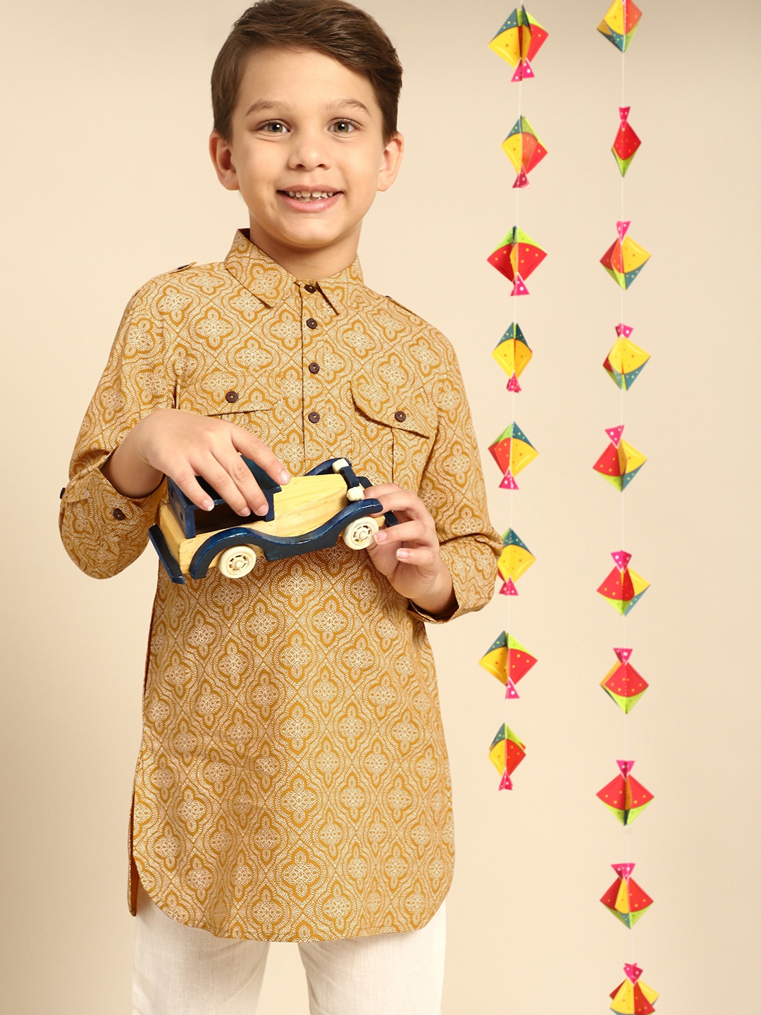 

House of Pataudi Boys Yellow Woven Design Pure Cotton Pathani Kurta