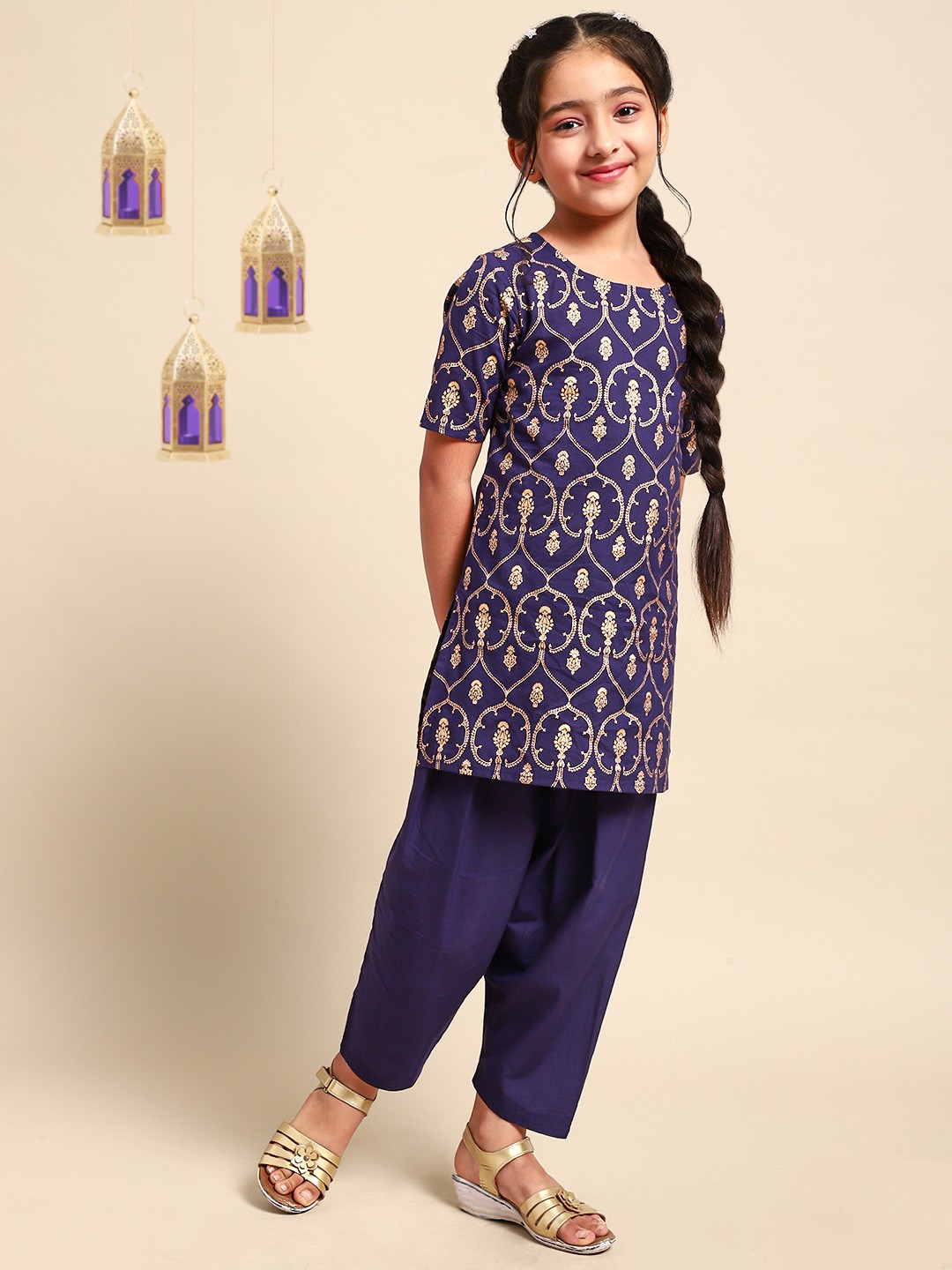 

House of Pataudi Girls Purple Ethnic Motifs Printed Pure Cotton Jashn Kurta with Salwar
