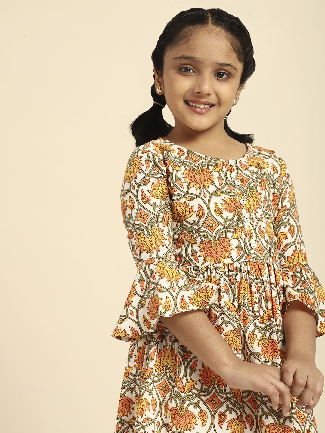 

House of Pataudi Girls Orange & White Pure Cotton Printed Kurta