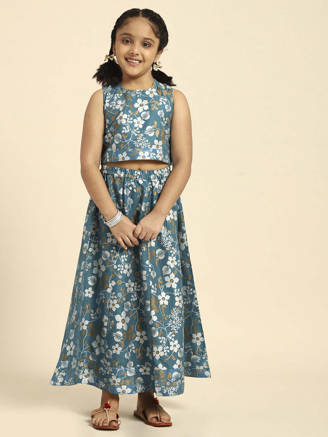 

House of Pataudi Girls Green Printed Ready to Wear Lehenga & Blouse