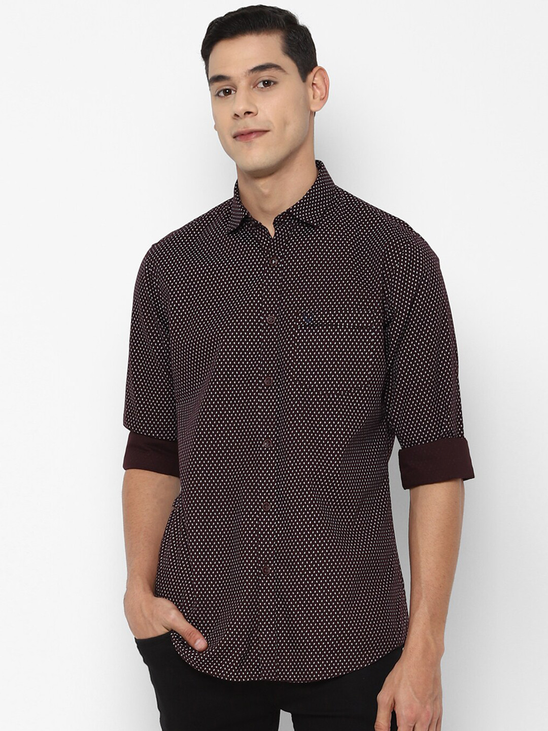

Allen Solly Men Brown Slim Fit Opaque Printed Cotton Casual Shirt