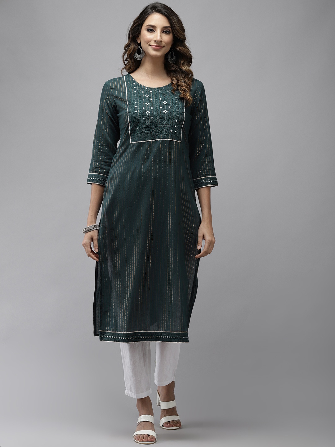 

Yufta Women Green Yoke Design Mirror Work Cotton Kurta