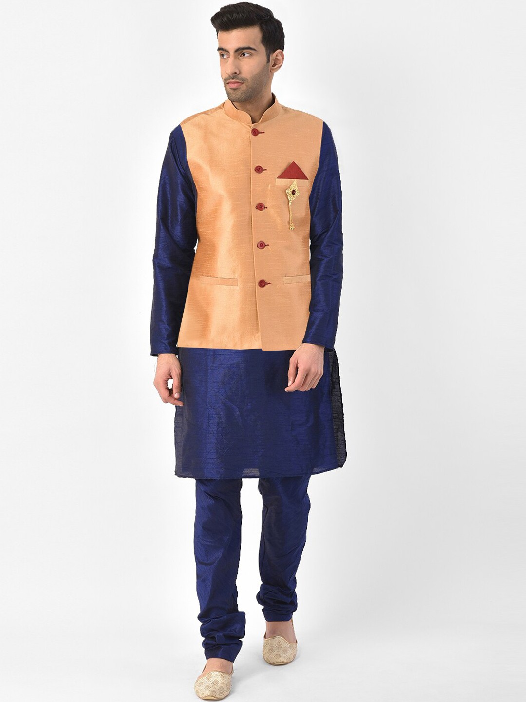 

SG LEMAN Men Blue & Orange Regular Raw Silk Kurta with Churidar & Nehru Jacket