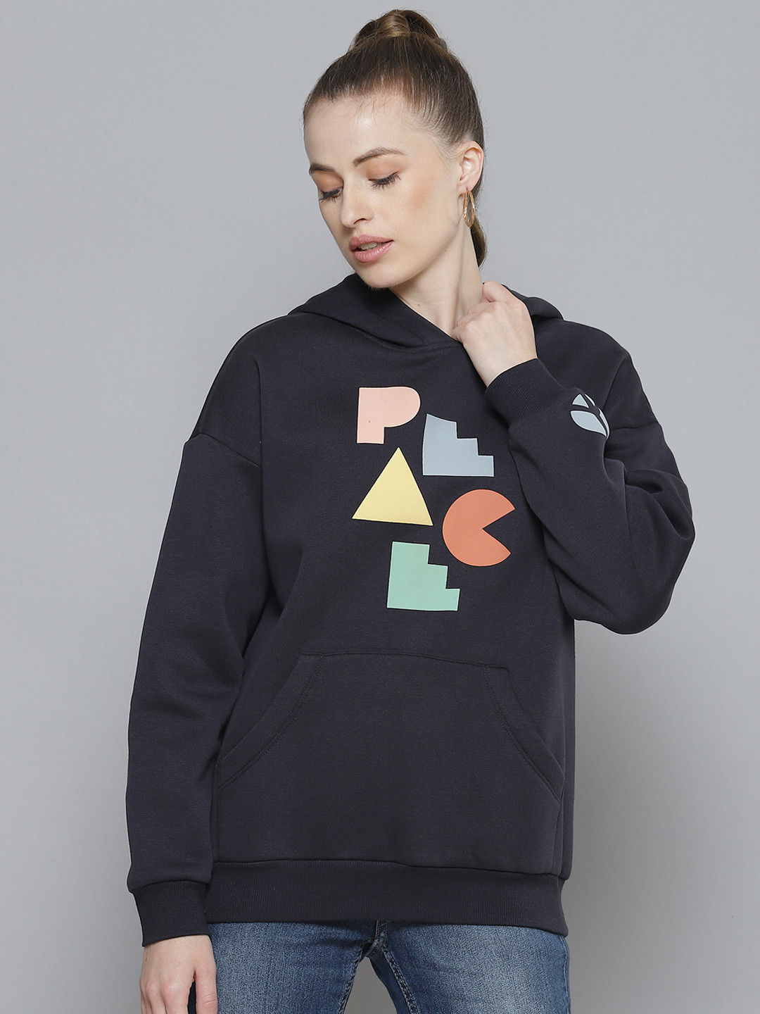 

Femella Women Navy Blue Printed Oversized Fleece Hooded Sweatshirt