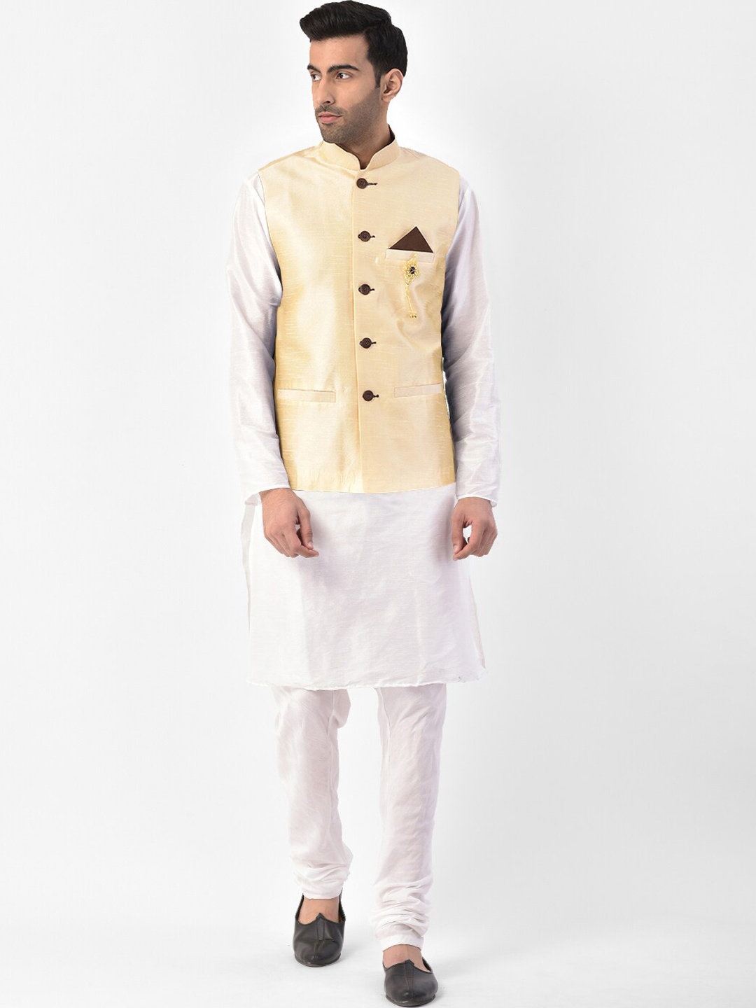 

SG LEMAN Men Beige Regular Raw Silk Kurta with Churidar With Nehru Jacket