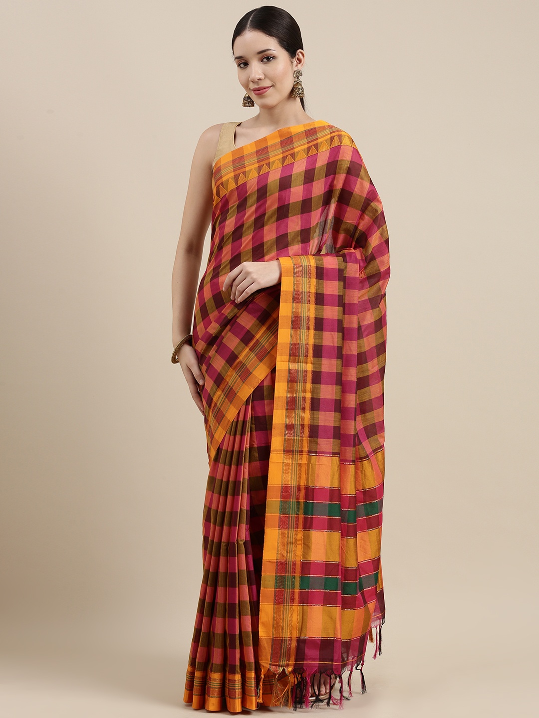 

Pavechas Pink & Multicoloured Checked Venkatgiri Saree