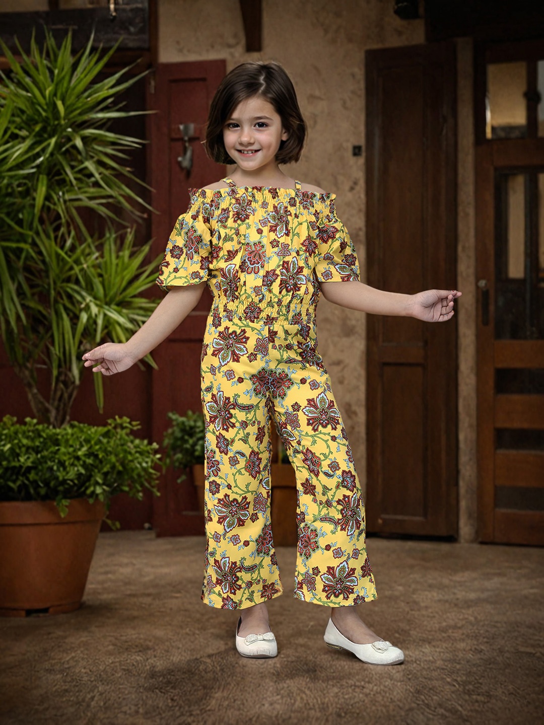 

Toonyport Girls Yellow & Red Floral Printed Culotte Jumpsuit