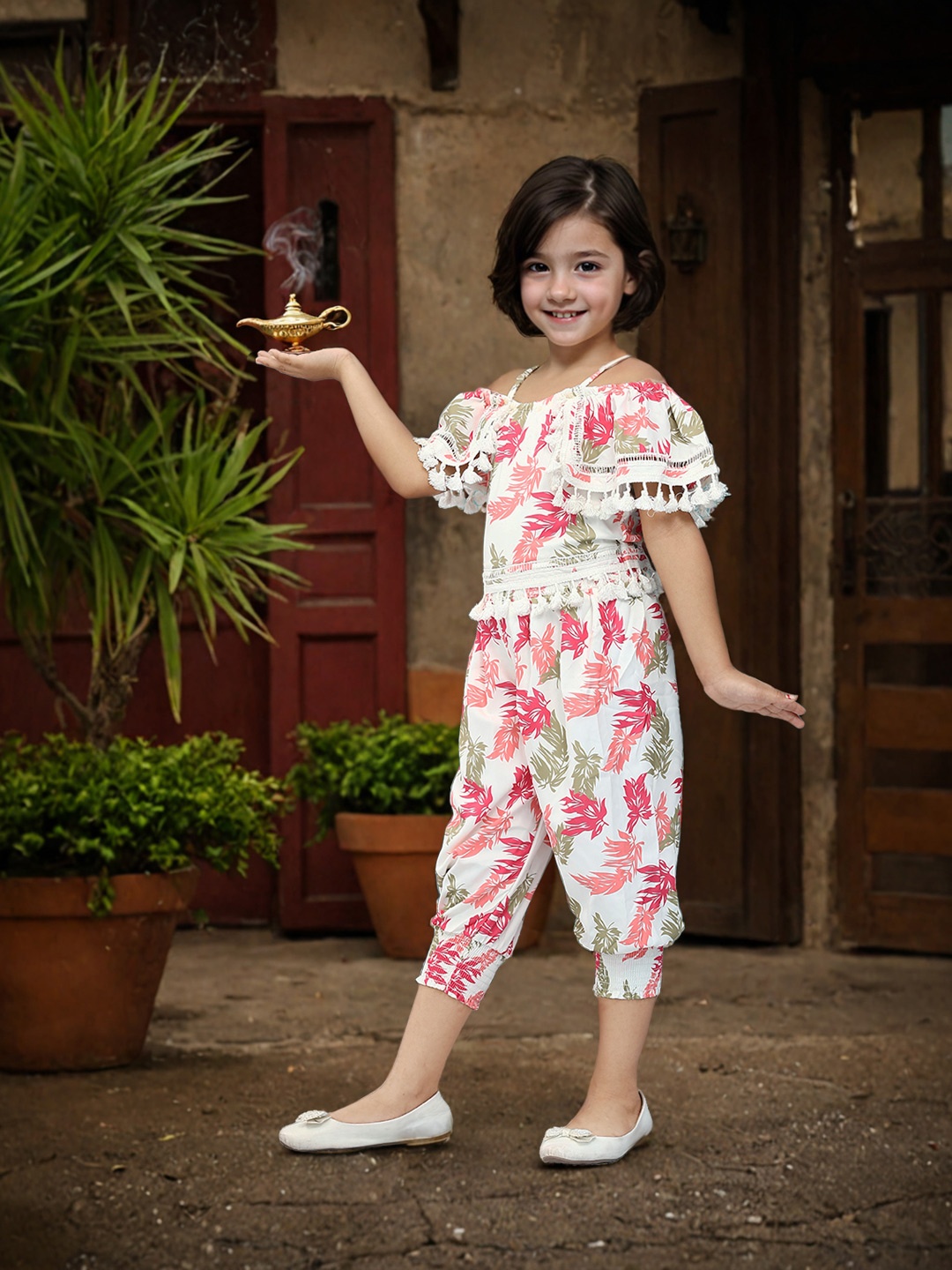 

Toonyport Girls Pink & White Printed Basic Jumpsuit
