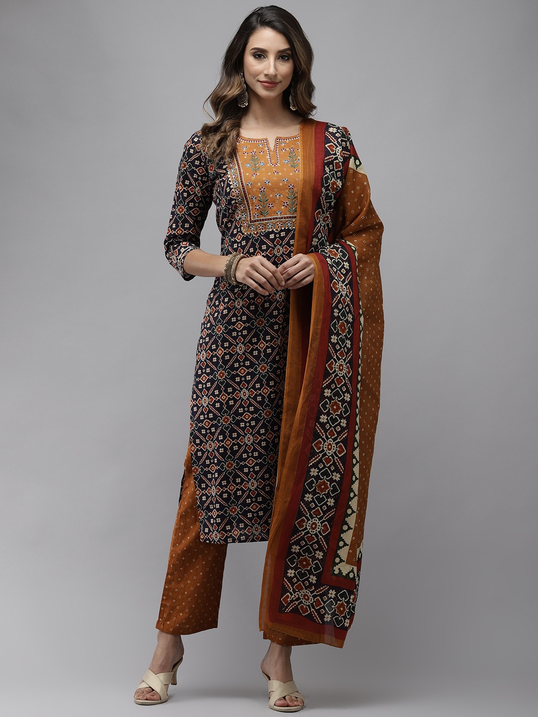 

Yufta Women Navy Blue Ethnic Motifs Printed Regular Thread Work Pure Cotton Kurta with Trousers & With