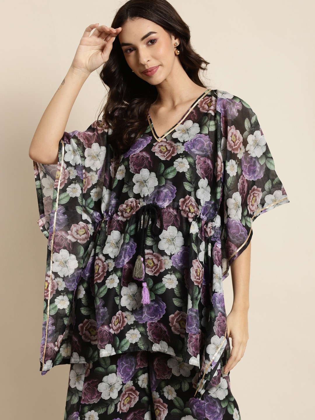 

Shae by SASSAFRAS Black & Purple Floral Print Kaftan Top