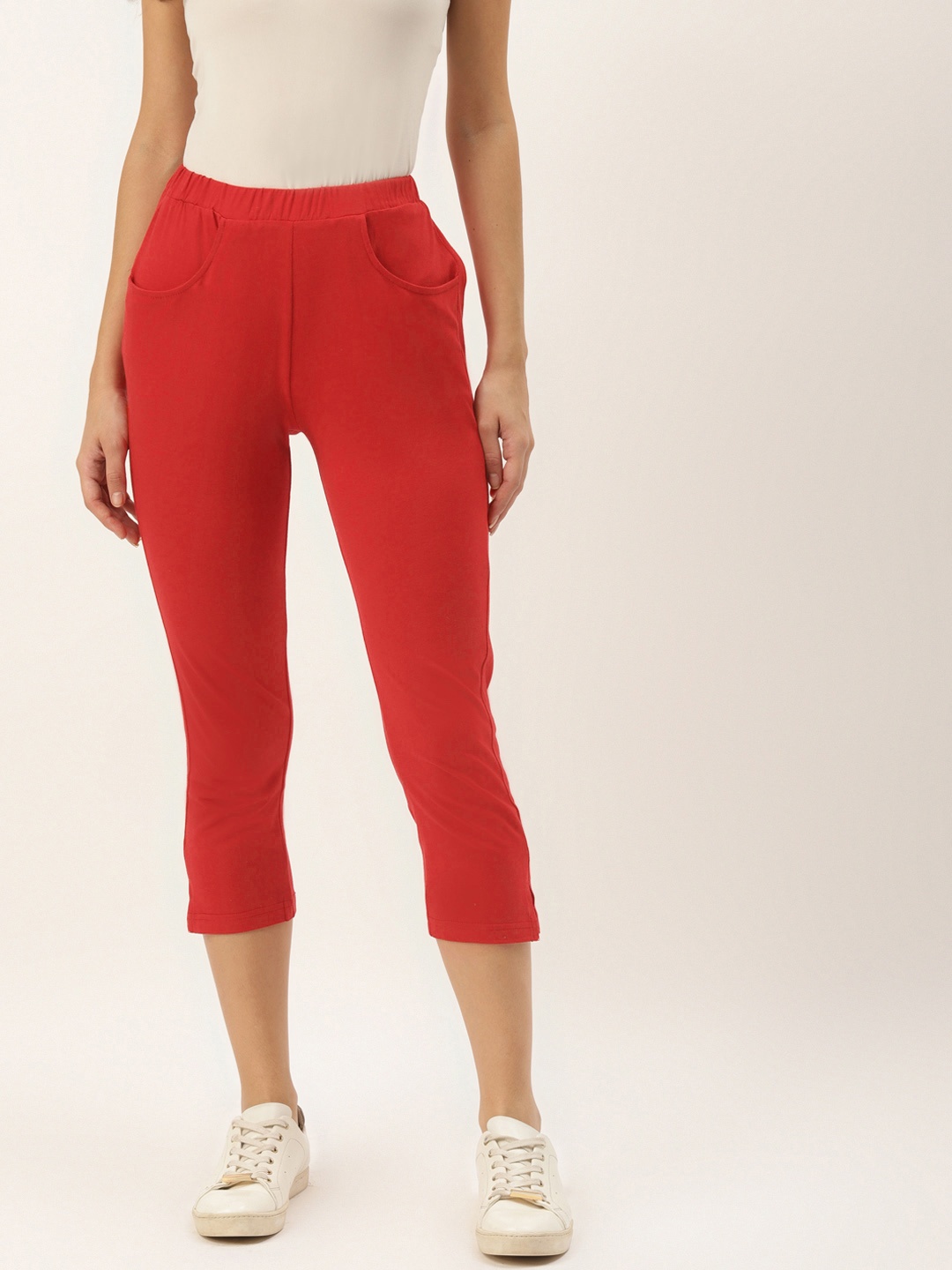 

BRINNS Women Red Solid Capris