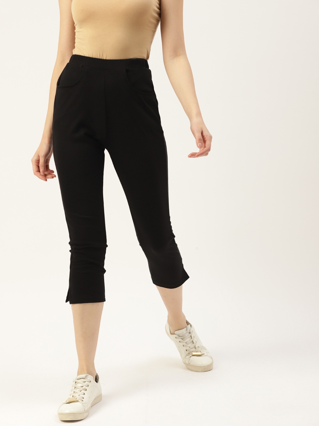 

BRINNS Women Black Solid Capris