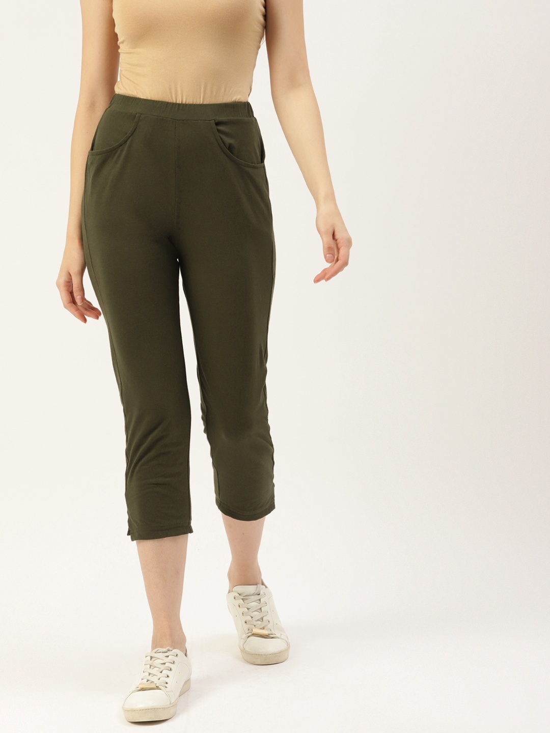 

BRINNS Women Olive Green Solid Capris