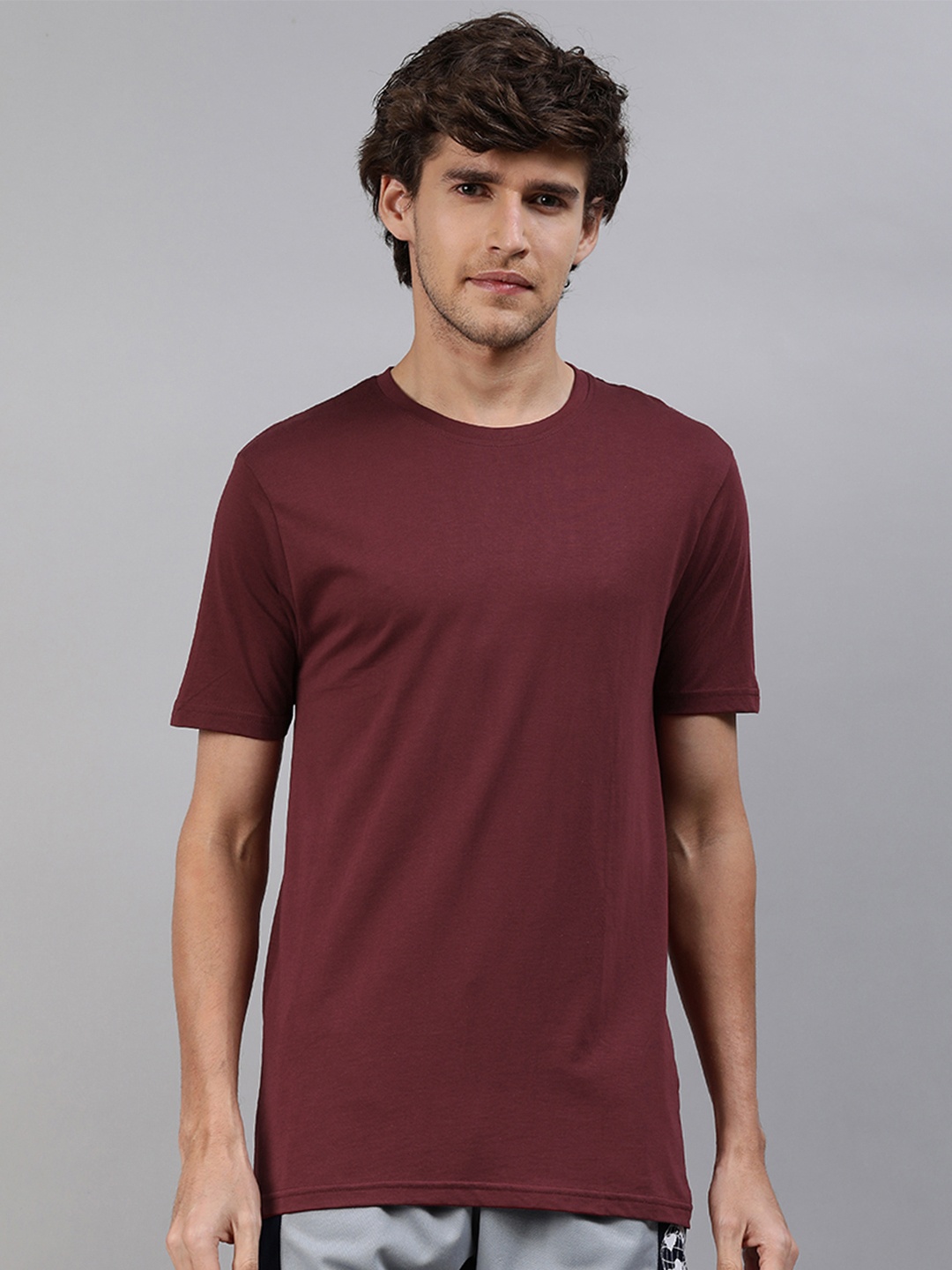 

The Souled Store Men Maroon Solid Round-Neck Casual T-shirt