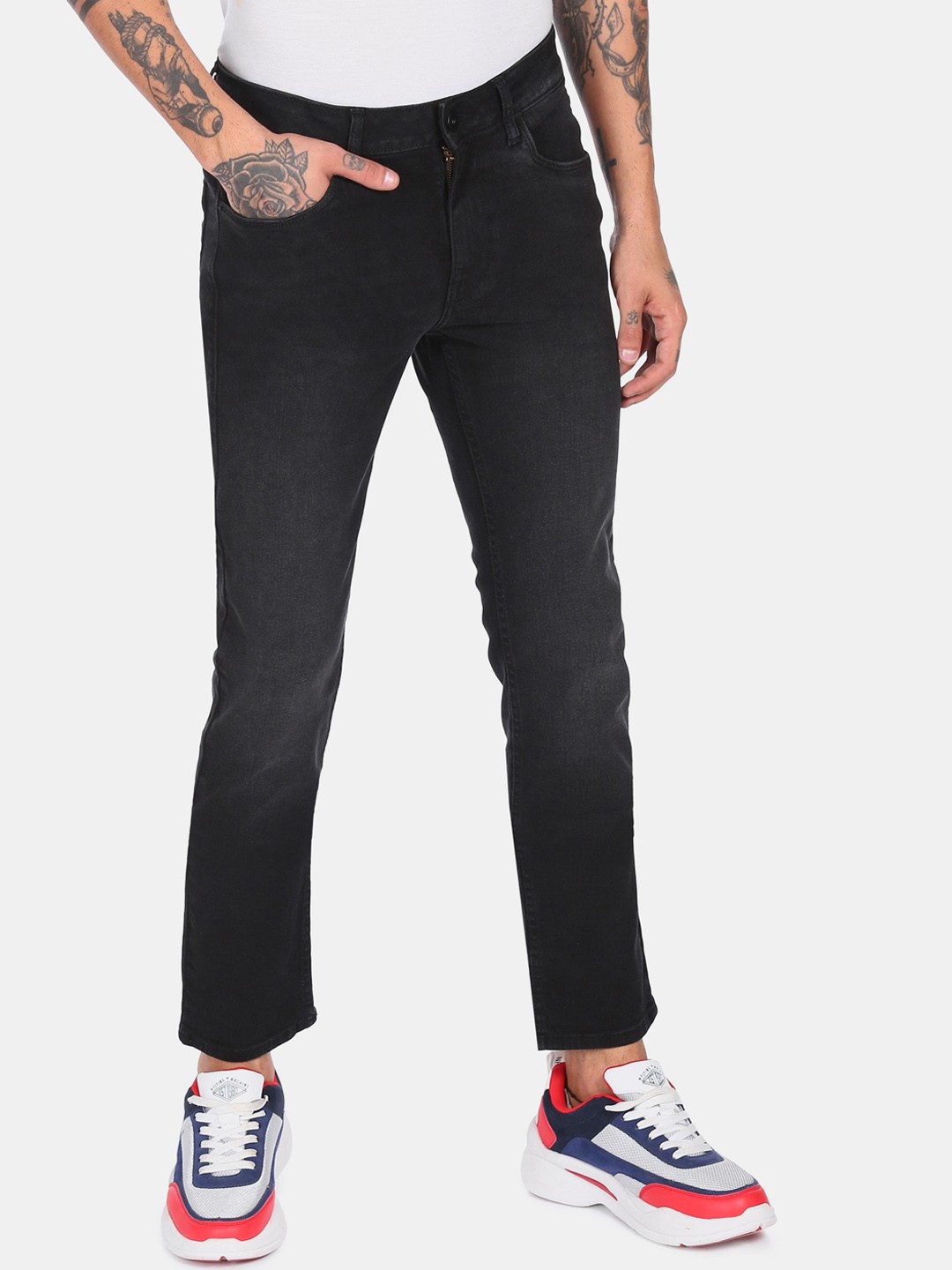 

Flying Machine Men Black Slim Fit Jeans